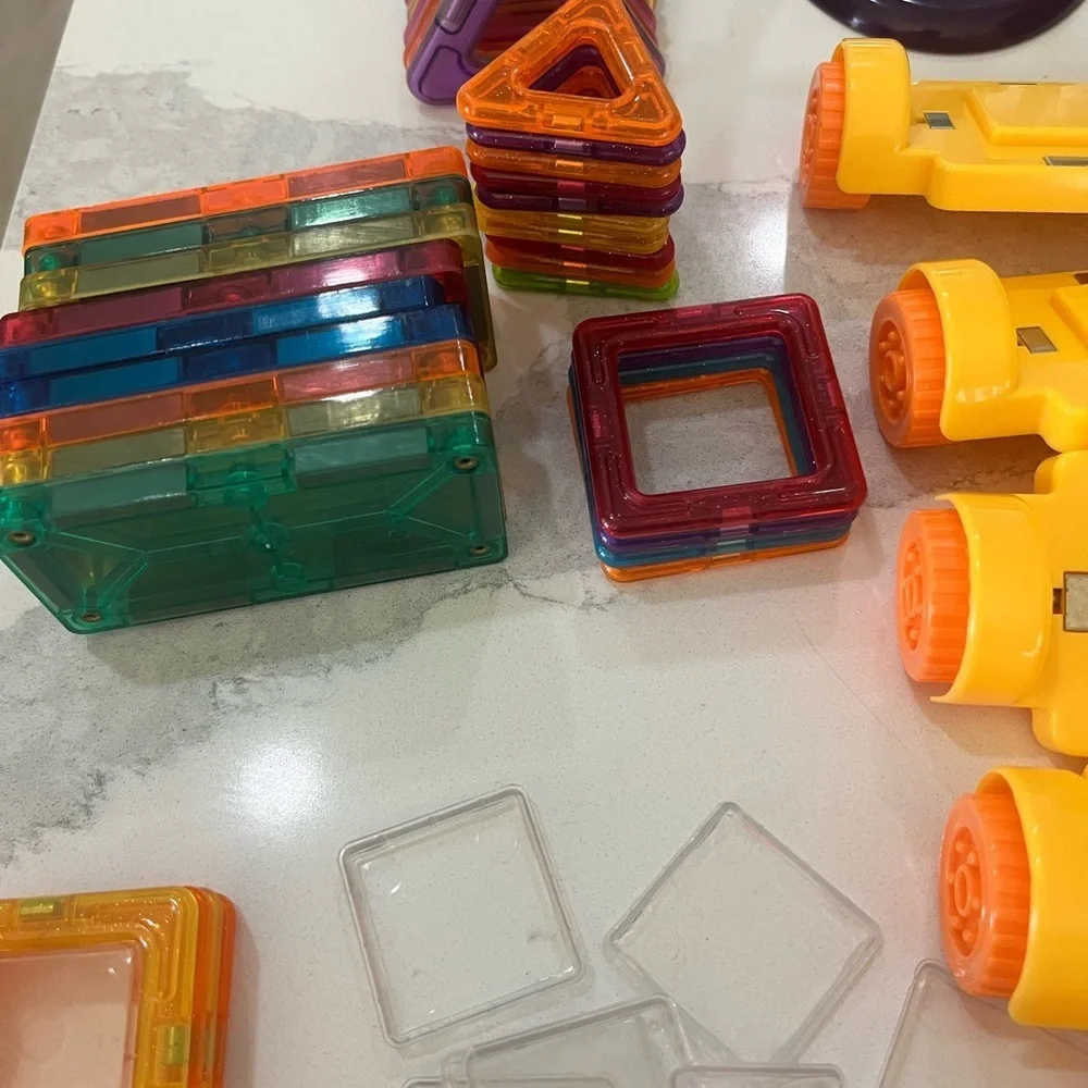Magnet Tile Bundle - Picture 5 of 6